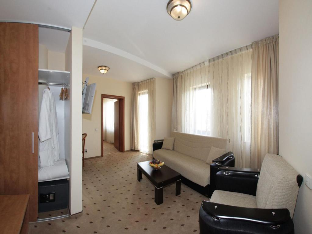 克卢日-纳波卡 Oscar酒店 客房 照片